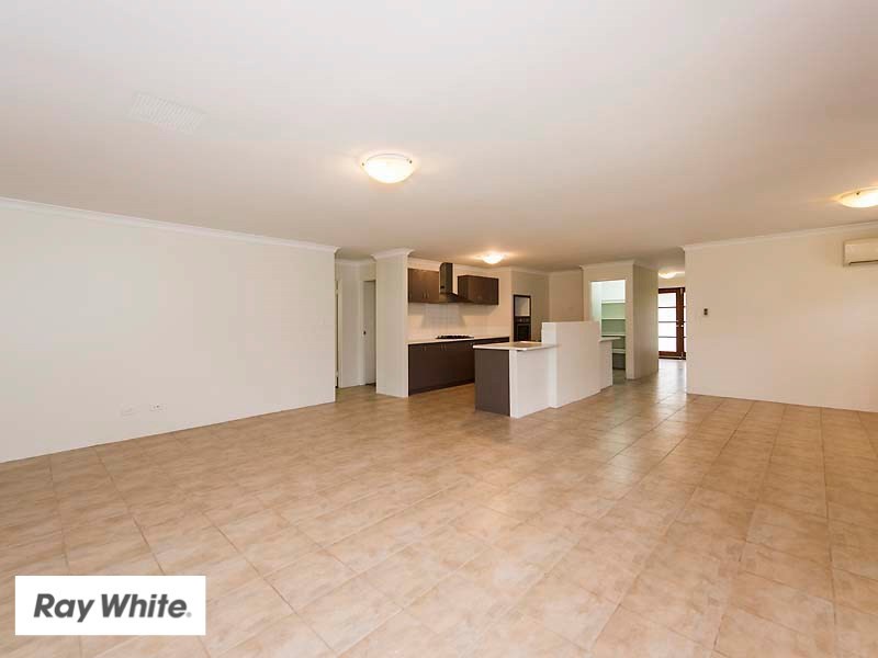 29 Whitehart Entrance, Aveley WA 6069