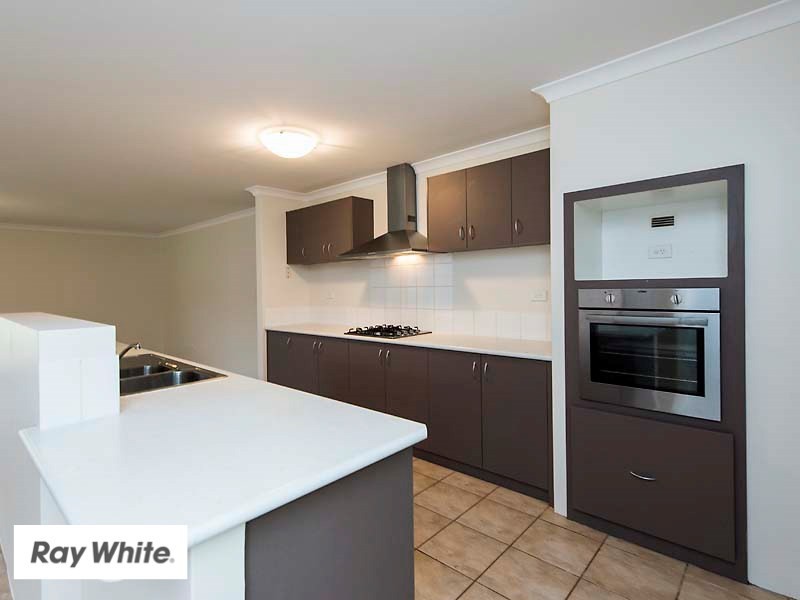 29 Whitehart Entrance, Aveley WA 6069