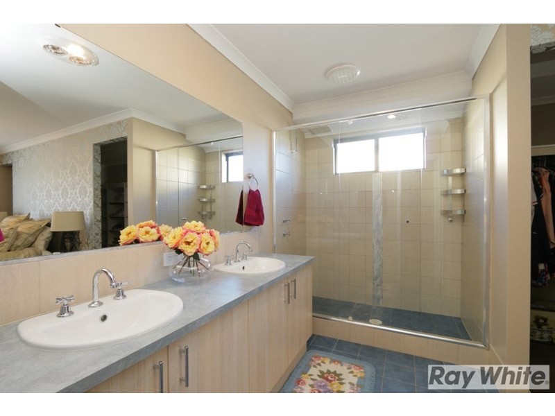 6 Delaney Road, Aveley WA 6069