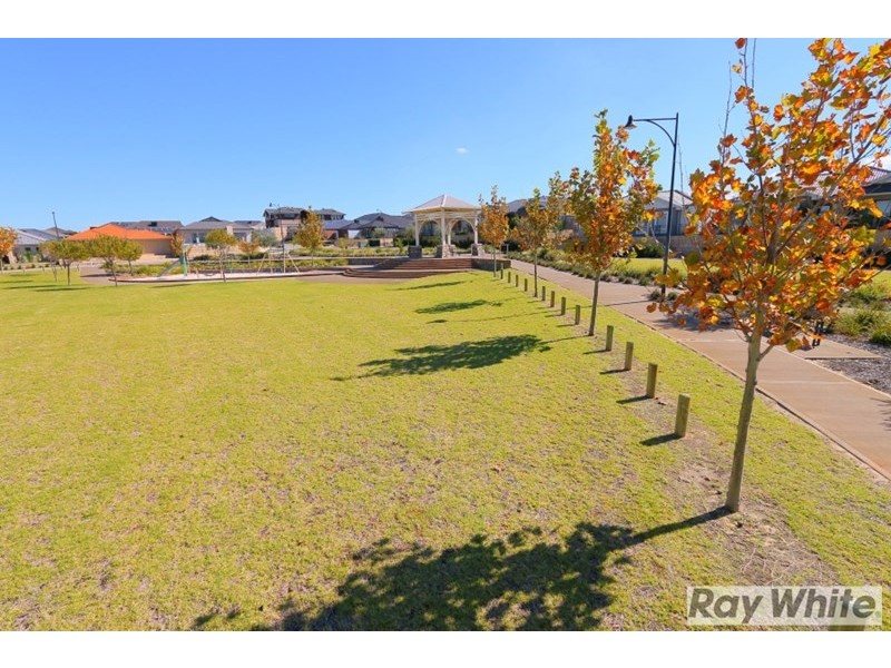 6 Delaney Road, Aveley WA 6069