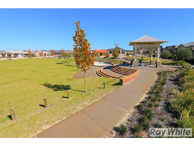 6 Delaney Road, Aveley WA 6069