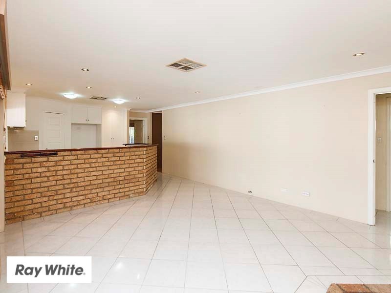 28 Marianne Way, Alexander Heights WA 6064