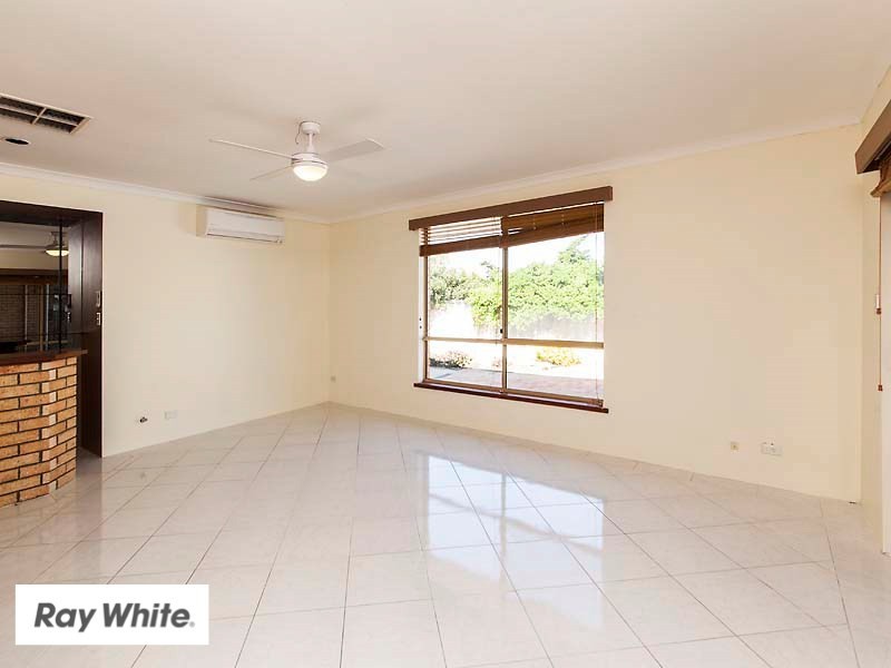 28 Marianne Way, Alexander Heights WA 6064