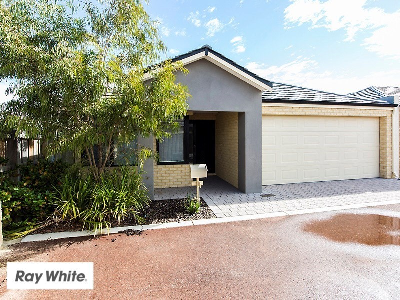 3/8 Evesham Drive, Ellenbrook WA 6069