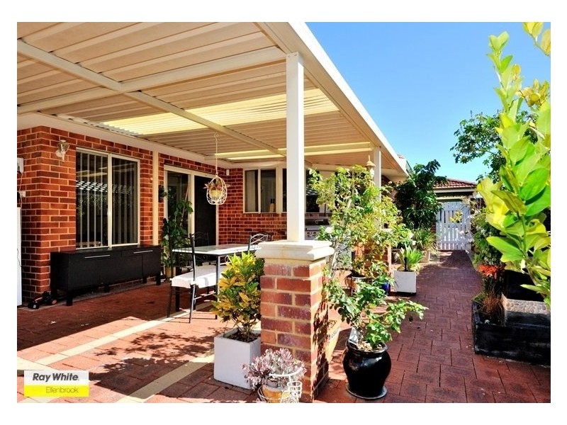 74 Star Bush Crescent, Ellenbrook WA 6069