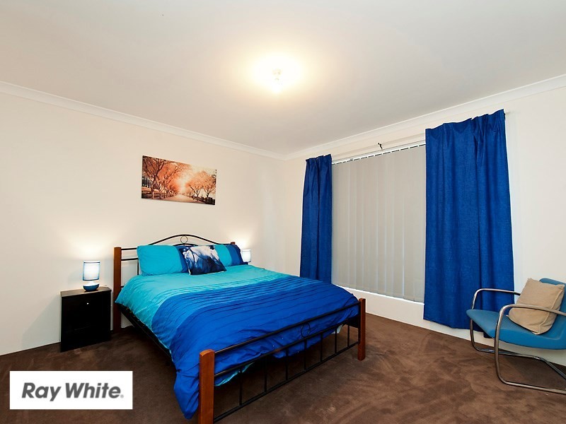 15 Newington Pass, Ellenbrook WA 6069