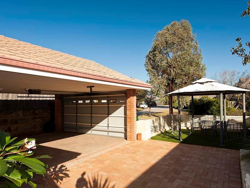 6 Silent Grove, Ellenbrook WA 6069