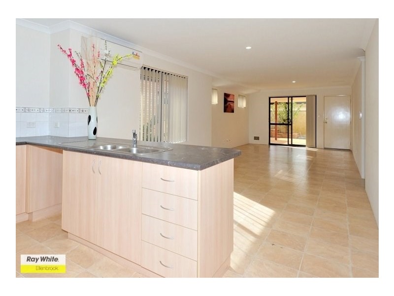 82 Westgrove Drive, Ellenbrook WA 6069