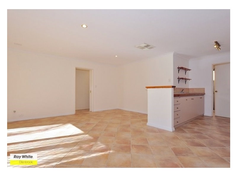 15 Portofino Turn, Ellenbrook WA 6069