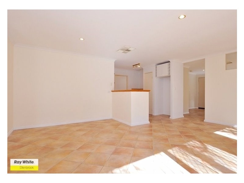 15 Portofino Turn, Ellenbrook WA 6069