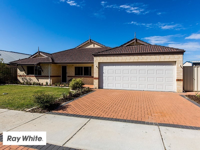 4 Halpin Circle, Ellenbrook WA 6069