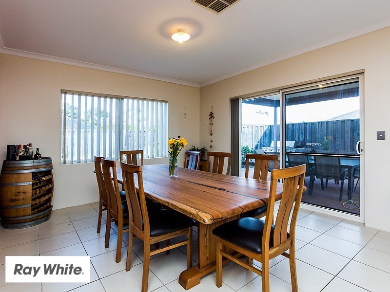 4 Halpin Circle, Ellenbrook WA 6069