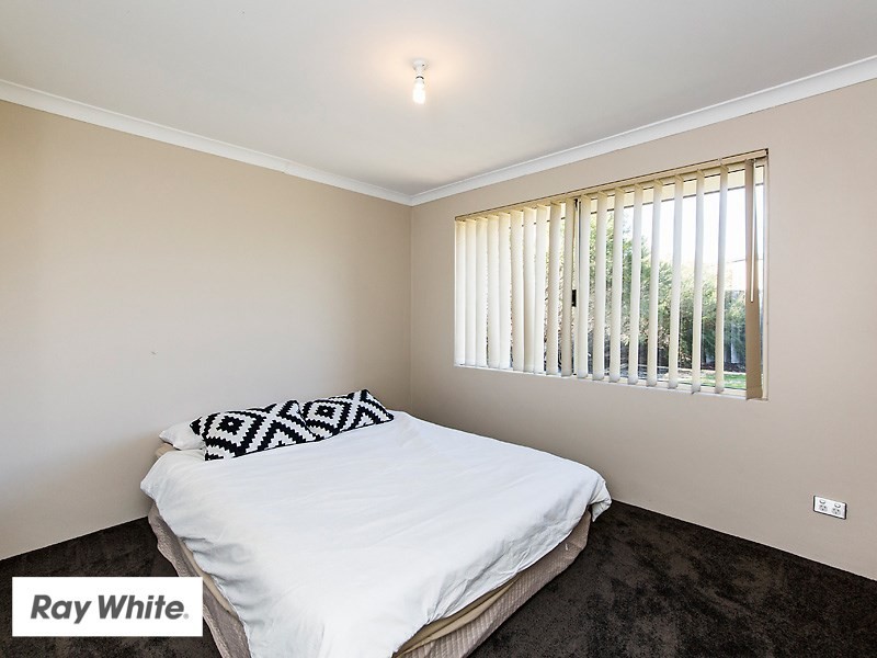 4 Halpin Circle, Ellenbrook WA 6069