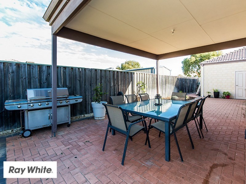 4 Halpin Circle, Ellenbrook WA 6069