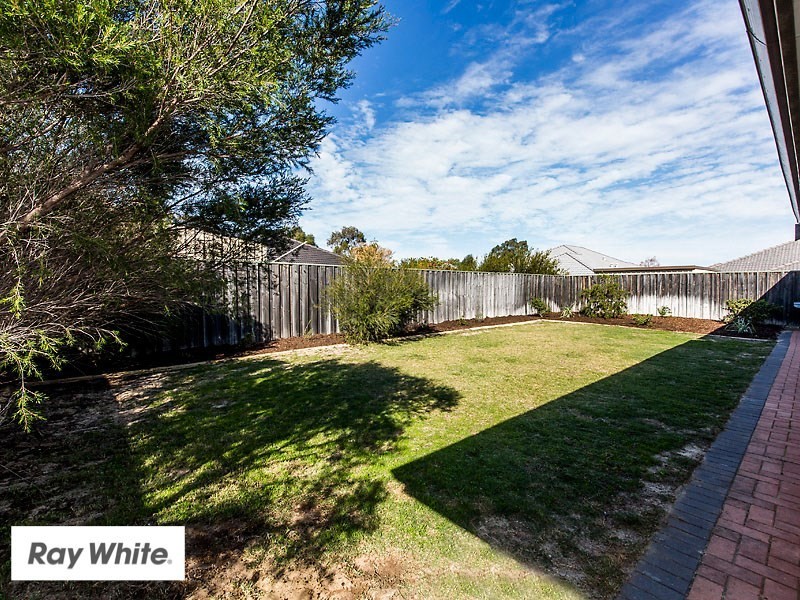 4 Halpin Circle, Ellenbrook WA 6069