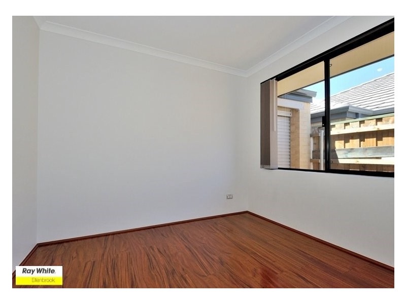 77 Redstone Trail, Ellenbrook WA 6069