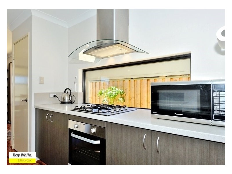 77 Redstone Trail, Ellenbrook WA 6069