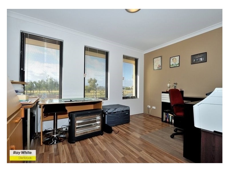 43 Lomas Circle, Ellenbrook WA 6069