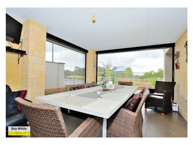 43 Lomas Circle, Ellenbrook WA 6069