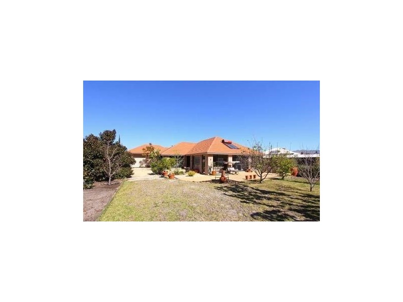 106 Charlottes Vista, Ellenbrook WA 6069