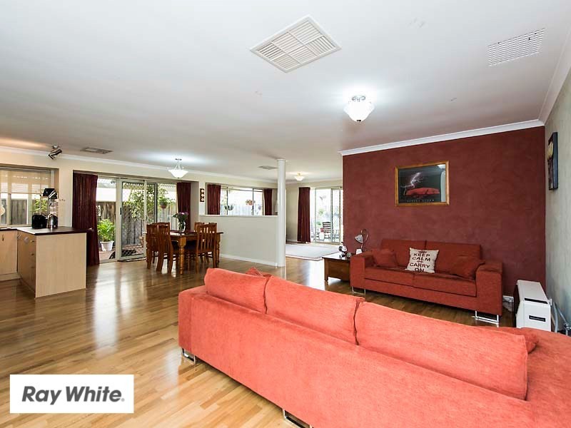 15 Nychum Pass, Ellenbrook WA 6069