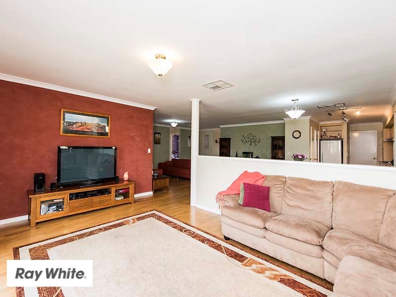 15 Nychum Pass, Ellenbrook WA 6069