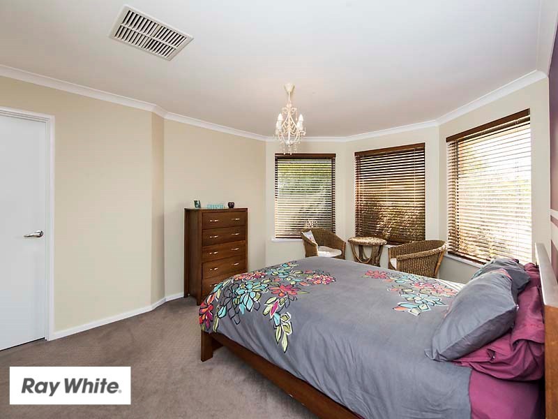 15 Nychum Pass, Ellenbrook WA 6069