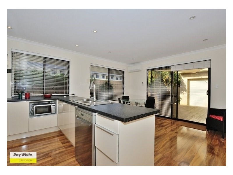 15 Queensbury Road, Joondalup WA 6027