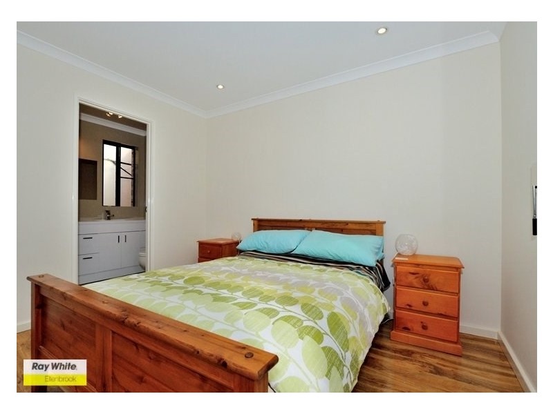 15 Queensbury Road, Joondalup WA 6027