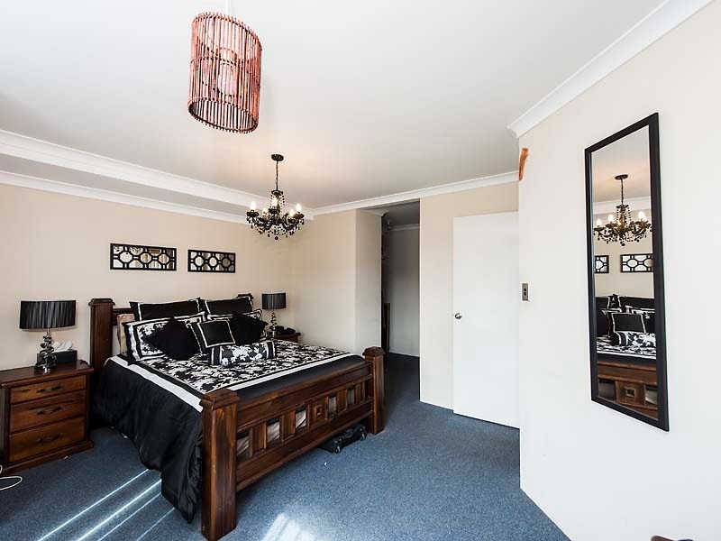 37 Bancombe Crescent, Ellenbrook WA 6069