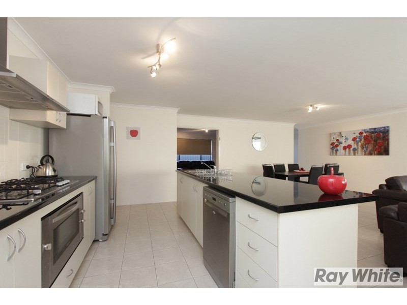 21 Cinnabar Bend, Aveley WA 6069