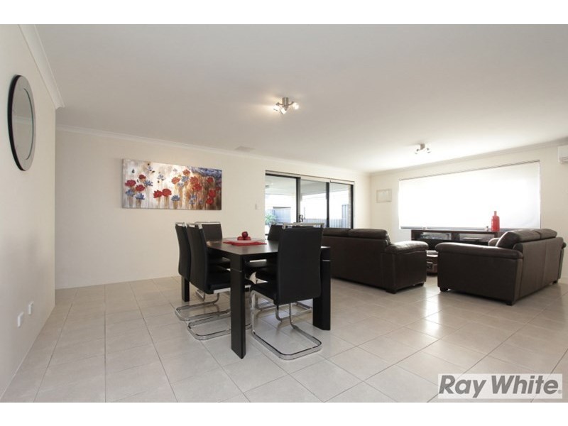 21 Cinnabar Bend, Aveley WA 6069