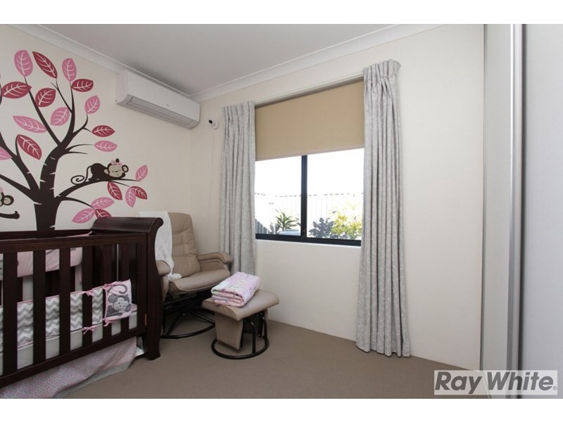 21 Cinnabar Bend, Aveley WA 6069