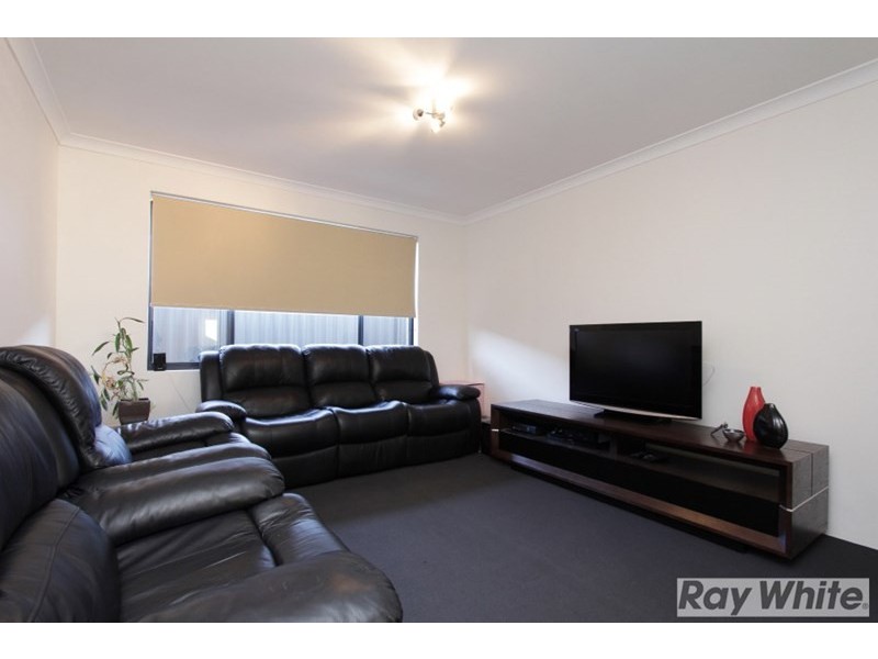 21 Cinnabar Bend, Aveley WA 6069