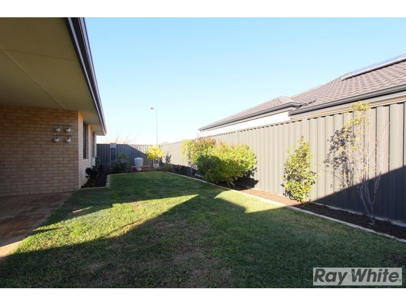 21 Cinnabar Bend, Aveley WA 6069