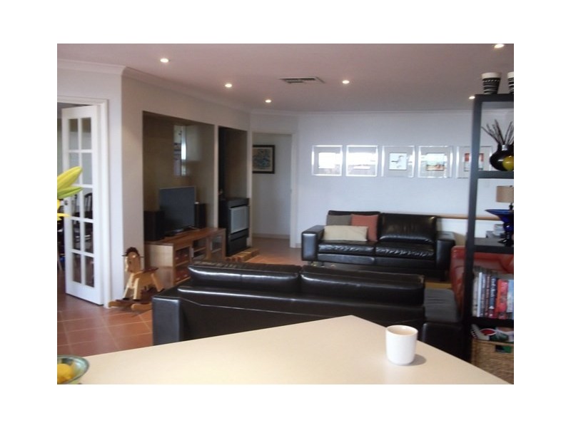 9 Thornbill Vista, Ellenbrook WA 6069