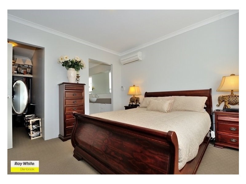 6 Sharman Vista, Ellenbrook WA 6069