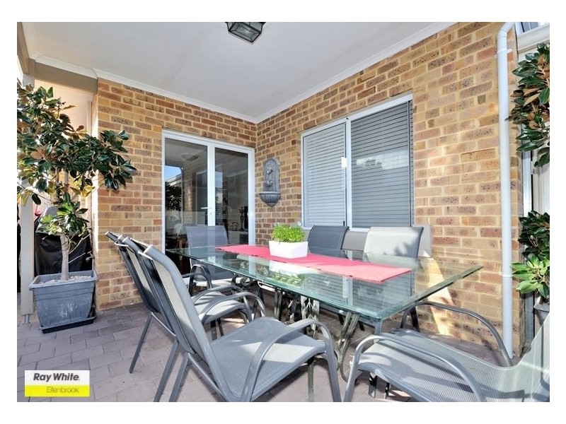 6 Sharman Vista, Ellenbrook WA 6069