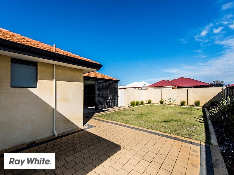 8 Derricap Avenue, Ellenbrook WA 6069