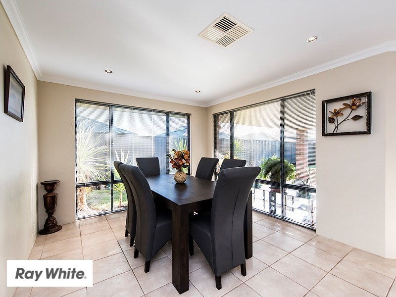 82 Amethyst Parkway, Aveley WA 6069