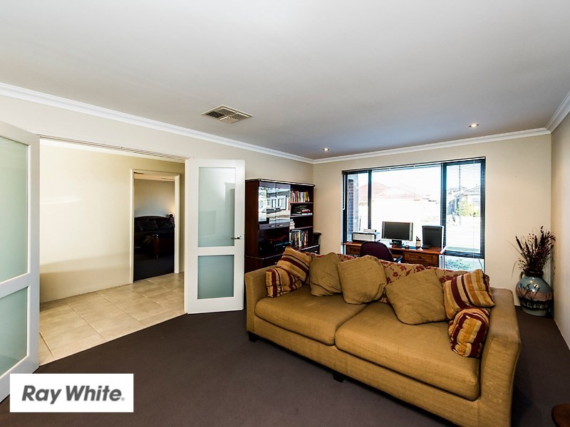 82 Amethyst Parkway, Aveley WA 6069
