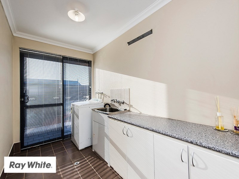 82 Amethyst Parkway, Aveley WA 6069