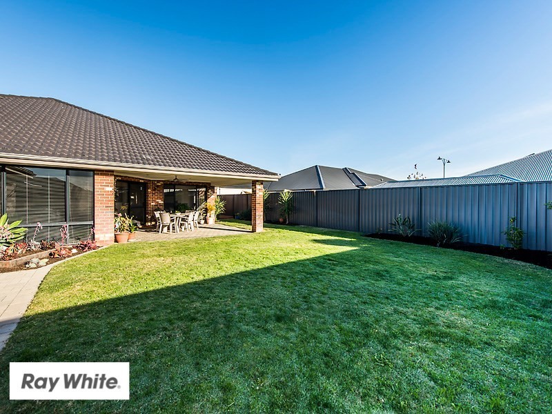 82 Amethyst Parkway, Aveley WA 6069