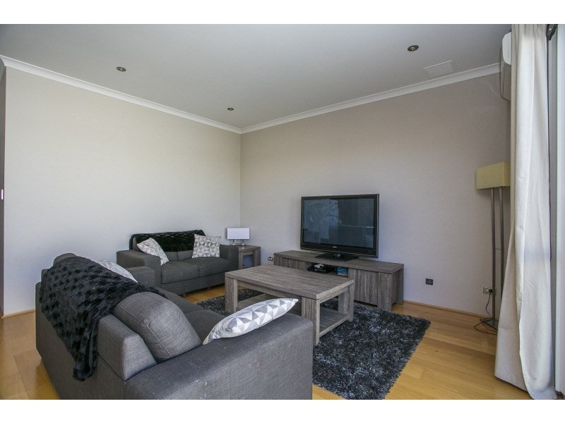 9 Powlett Link, Ellenbrook WA 6069