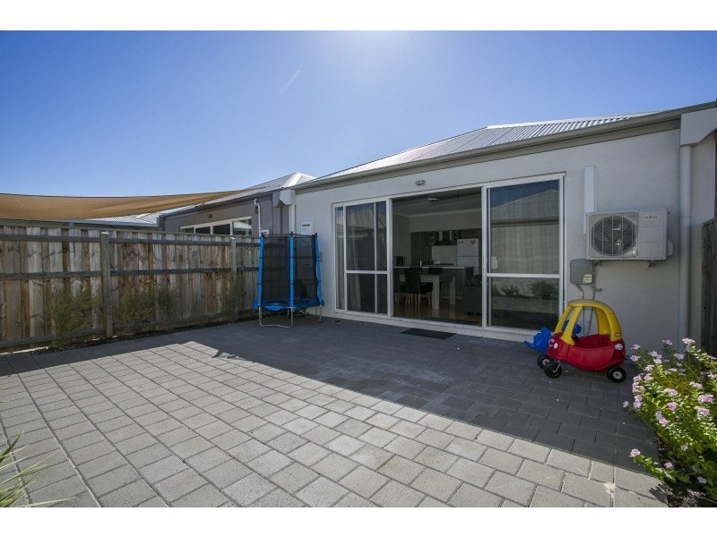 9 Powlett Link, Ellenbrook WA 6069