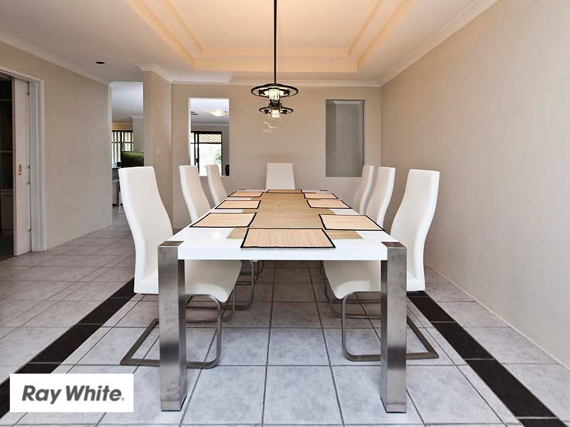 77 Chardonnay Drive, The Vines WA 6069