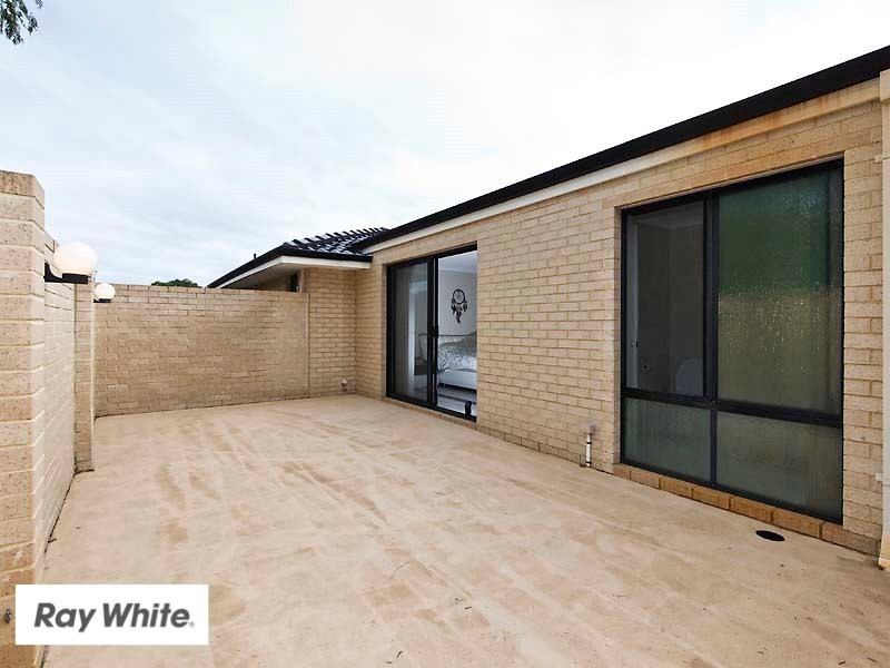 77 Chardonnay Drive, The Vines WA 6069