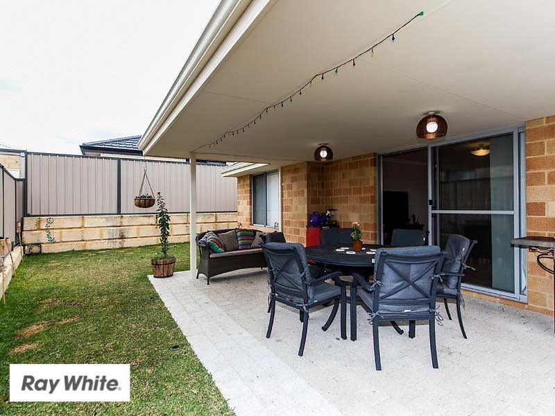 4 Bushside Drive, Aveley WA 6069