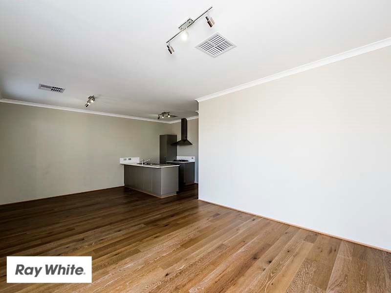 21 Interlaken Loop, Ellenbrook WA 6069