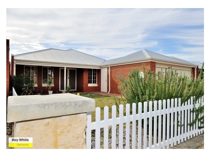 42 Halpin Circle, Ellenbrook WA 6069